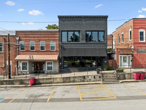 110 Third Ave W, CARTHAGE, TN, 37030-1233 | Card Image