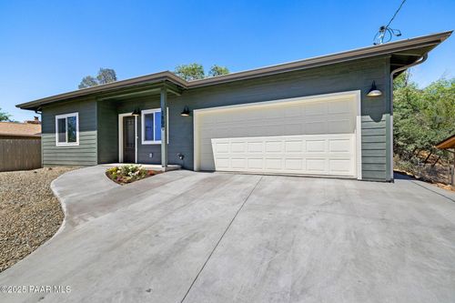 1800 N Pearl Ln, Prescott, AZ, 86301-7931 | Card Image