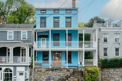 11 Hone St, Kingston, NY, 12401-6301 | Card Image