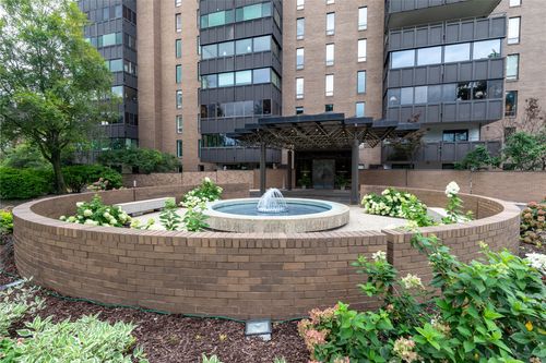 506-3131 Fleur Drive, Des Moines, IA, 50321 | Card Image