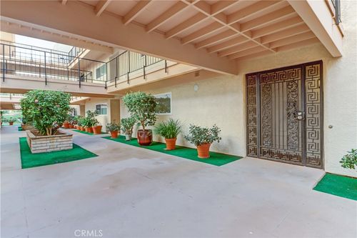 1g-5519 Paseo Del Lago E, Laguna Woods, CA, 92637-7305 | Card Image
