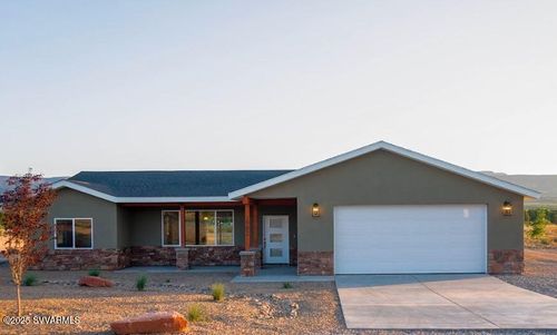 1902 N Arena Del Loma Rd, Camp Verde, AZ, 86322-7730 | Card Image