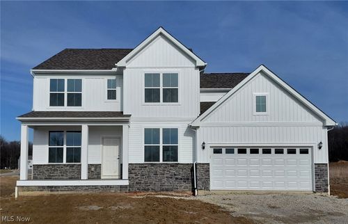 3779 Golden Wood Way, Green, OH, 44685-9565 | Card Image