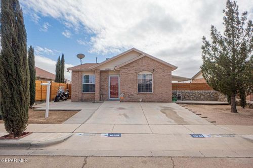 10768 Spring Valley Cir, El Paso, TX, 79927-4880 | Card Image