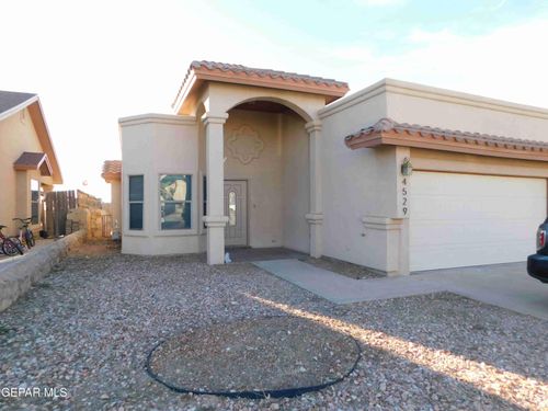 4529 Hugo Reyes Dr, El Paso, TX, 79938-4535 | Card Image