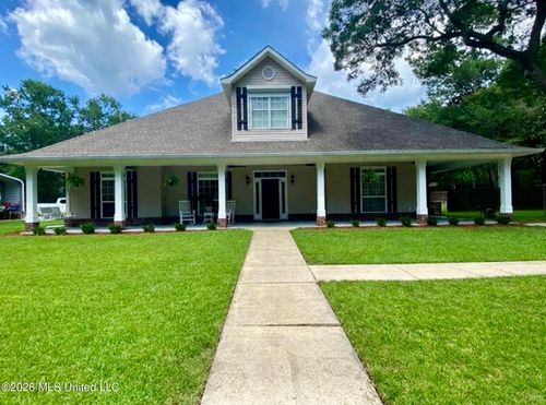9328 Wild Oaks Ln, Ocean Springs, MS, 39564-8563 | Card Image