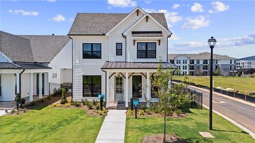 520 Pearl St, Cumming, GA, 30040-3167 | Card Image