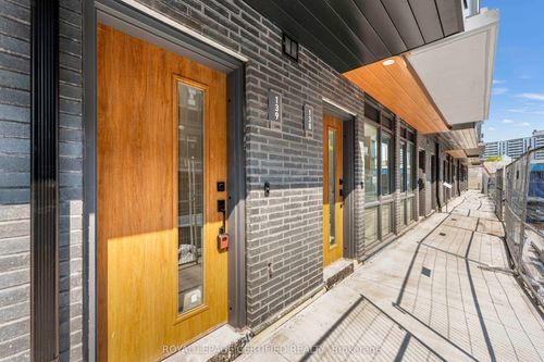 139-69 Curlew Dr, North York, ON, M3A0B3 | Card Image