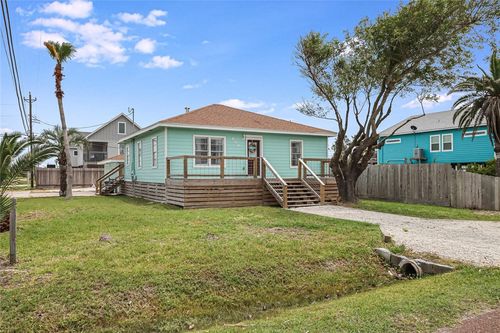 403 S Gulf St, Port Aransas, TX, 78373-4313 | Card Image