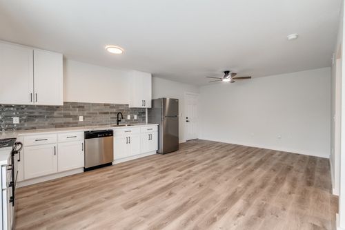 214-5917 Gaston Avenue, Dallas, TX, 75214 | Card Image