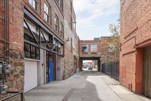 1221 W Railroad Alley #9 Aly, Spokane, WA, 99201 | Card Image