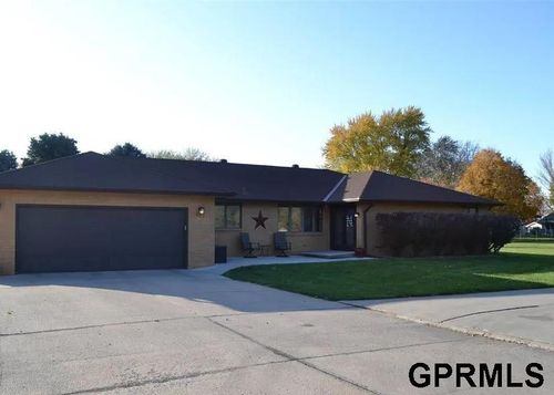 600 Custer Ave, Lyons, NE, 68038-5099 | Card Image