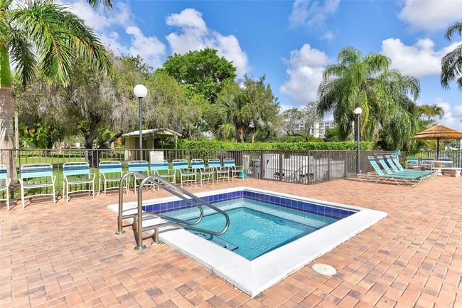 APT-908 - 2334 S Cypress Bend Dr, Condo with 3 bedrooms, 2 bathrooms and null parking in Pompano Beach FL | Image 33