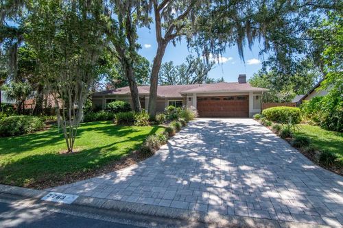 2763 Buckhorn Oaks Dr, Valrico, FL, 33594-4200 | Card Image