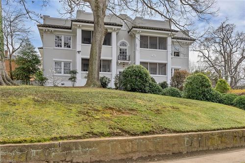 apt-3-72 W End Blvd, Winston-Salem, NC, 27101-1348 | Card Image