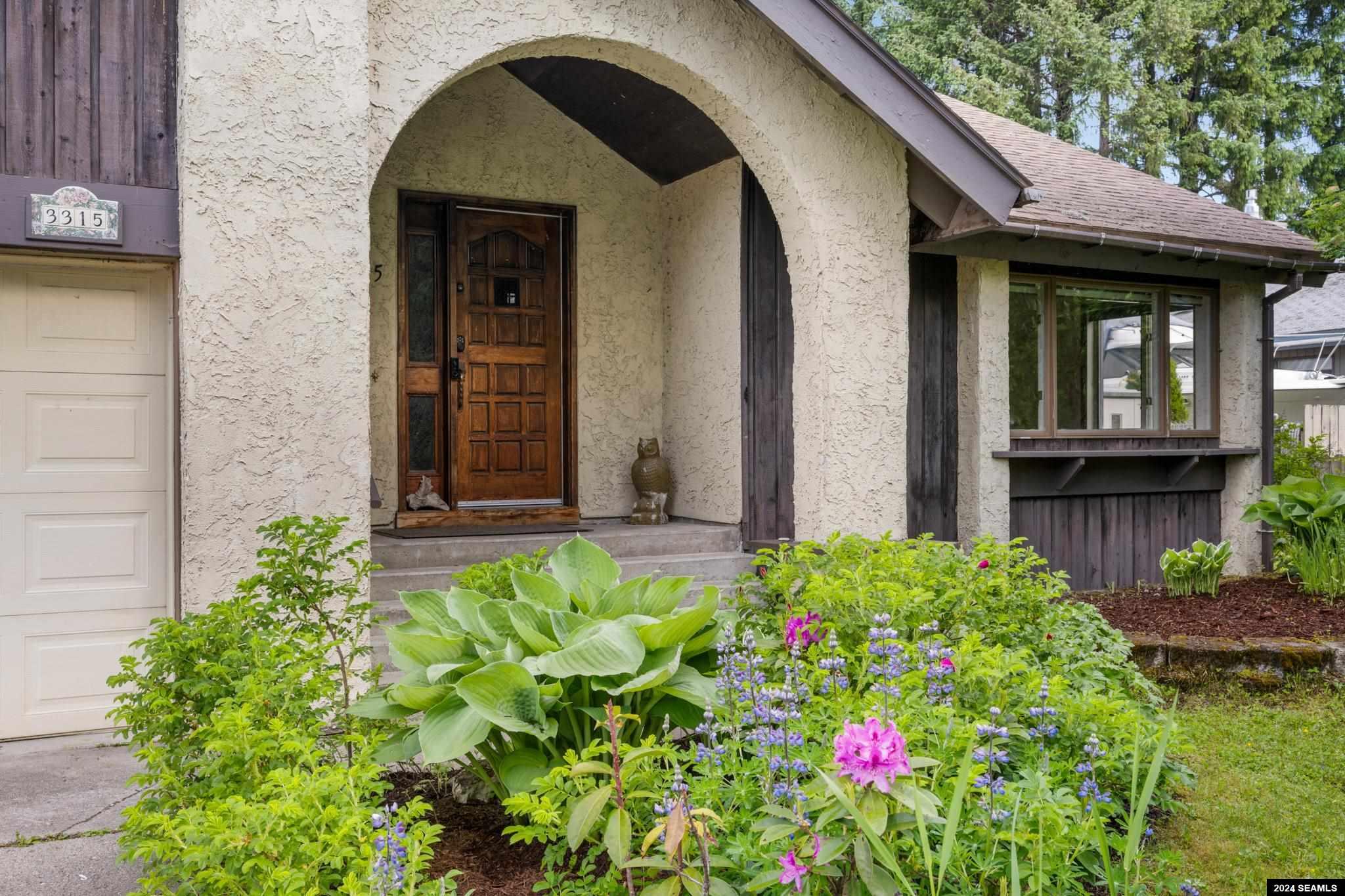 Meander Way, Juneau, AK 99801