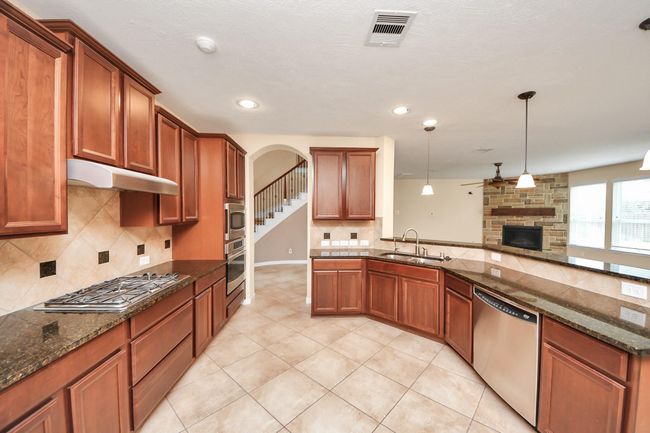 Kitchen | Image 27