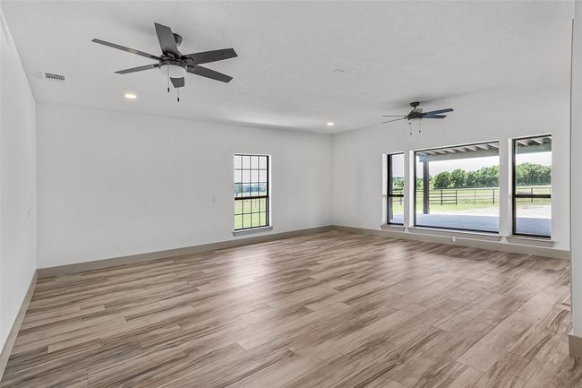 601 County Road 3525, Home with 3 bedrooms, 3 bathrooms and null parking in Paradise TX | Image 17