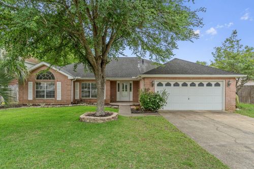 208 Linda Cv, Fort Walton Beach, FL, 32547-3332 | Card Image
