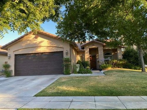 5445 N Salinas Ave, Fresno, CA, 93722-6151 | Card Image