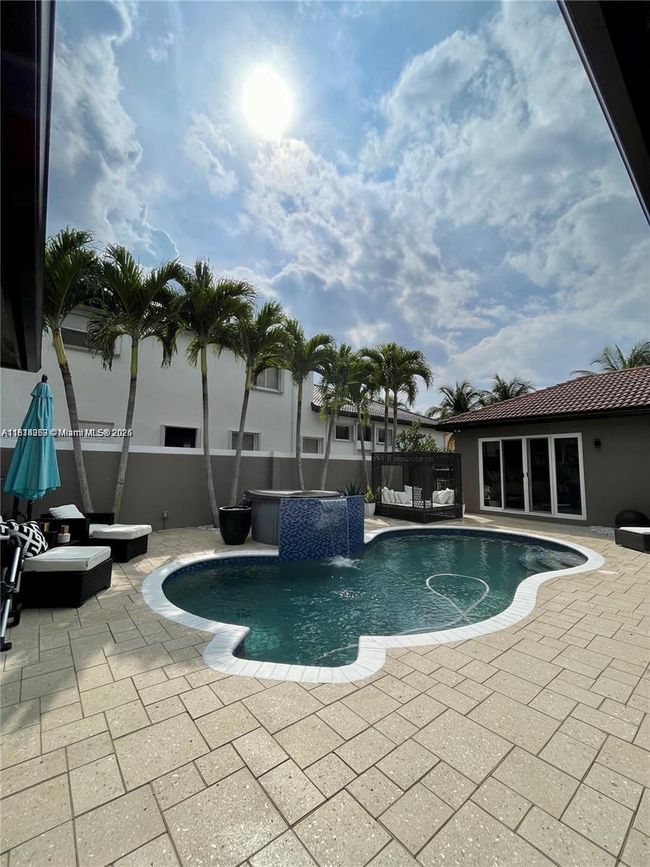 4248 Sw 185 Th Ave, House other with 7 bedrooms, 5 bathrooms and null parking in Miramar FL | Image 19