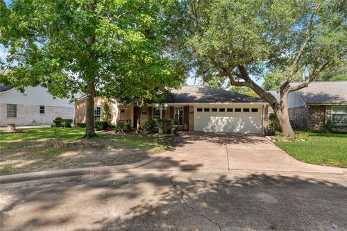 4415 Fallbrook Drive, Houston, TX, 77018 | Card Image