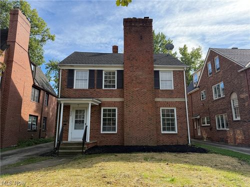 19430 Winslow Rd, Shaker Heights, OH, 44122-4954 | Card Image