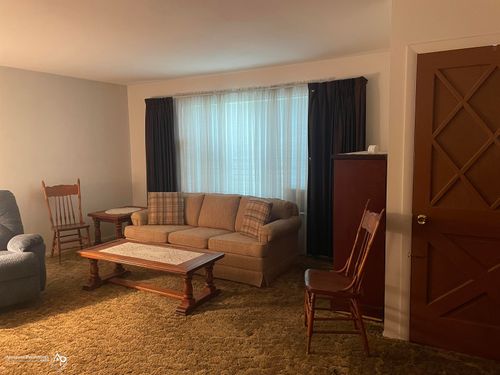 1043 Laport Ave, Mount Morris, MI, 48458-2557 | Card Image