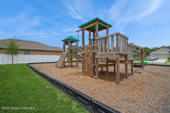 1332 Tarton Way, House other with 3 bedrooms, 2 bathrooms and null parking in Cocoa FL | Image 32