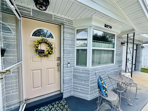 8074 37th Ave N, St Petersburg, FL, 33710-1022 | Card Image