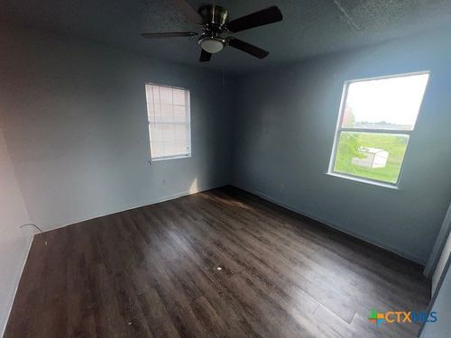 1105 Eastside Dr, Killeen, TX, 76543-4277 | Card Image
