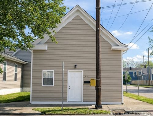 602 E 8th St, New Albany, IN, 47150-3214 | Card Image