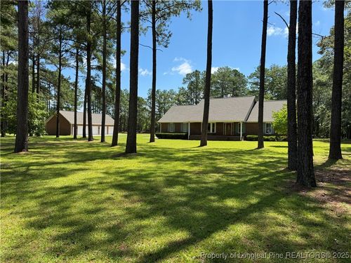 550 Old Parker Farm Rd, Raeford, NC, 28376-6426 | Card Image