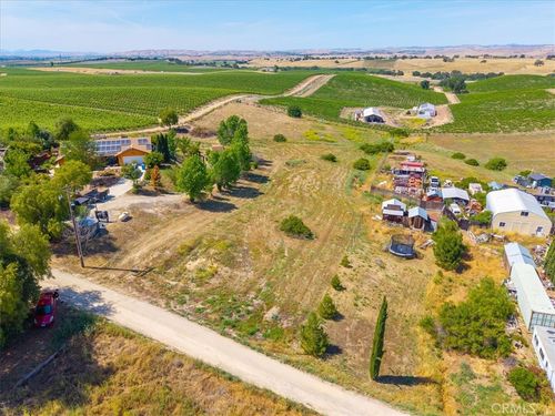8035 Plane View Pl, Paso Robles, CA, 93446 | Card Image