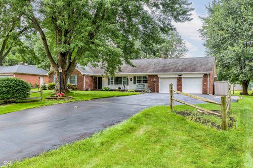 6813 Karyn Dr, Avon, IN, 46123-8595 | Card Image