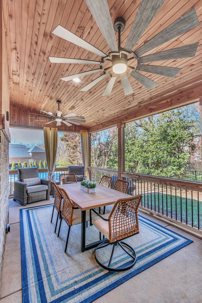 The double ceiling fans allow a breeze, year round! | Image 48