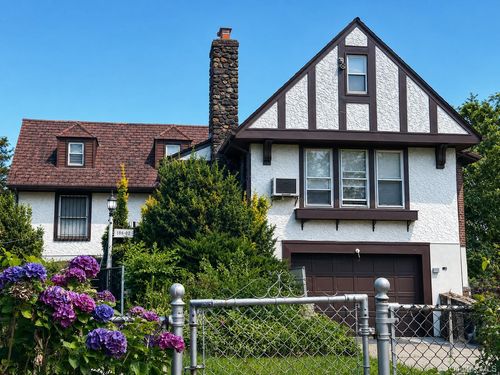 188-06 Soho Dr, Hollis, NY, 11423-1122 | Card Image