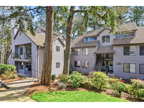 71-4000 Carman Dr, Lake Oswego, OR, 97035-2475 | Card Image