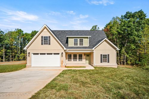 470 Somerset Dr, Appomattox, VA, 24522-1133 | Card Image
