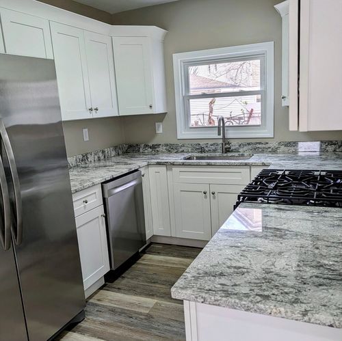 15 Bunkerhill St, Lawrence, MA, 01841-2519 | Card Image