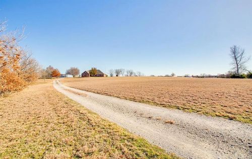 9217 N Van Buren St, Enid, OK, 73703-1232 | Card Image
