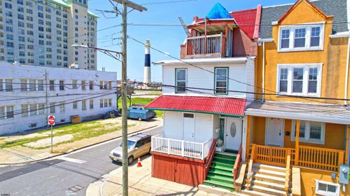 219 Oriental Ave, Atlantic City, NJ, 08401-7807 | Card Image