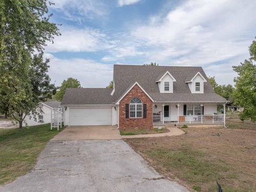 1958 S Black Cat Rd, Joplin, MO, 64801-6652 | Card Image