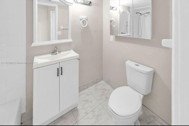 APT-1006 - 18801 Ne 2 Nd Ave, Condo with 0 bedrooms, 1 bathrooms and null parking in Miami FL | Image 9