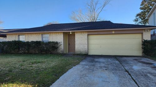 9908 Thrush St, La Porte, TX, 77571-2552 | Card Image