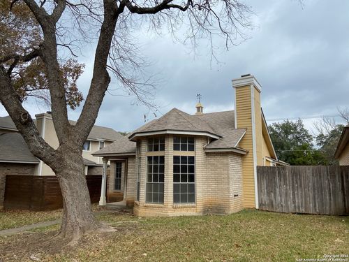 5927 Heather Vw, San Antonio, TX, 78249-3105 | Card Image