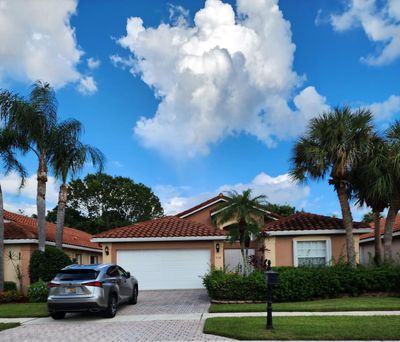 9114 Rialto Way, House other with 3 bedrooms, 2 bathrooms and null parking in Boynton Beach FL | Image 1