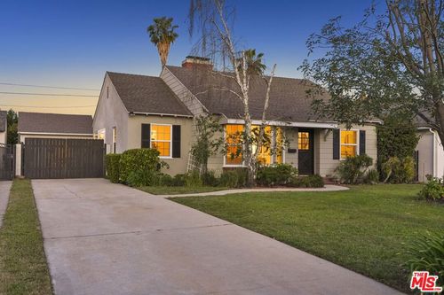 6506 Colbath Ave, Sherman Oaks, CA, 91401-5755 | Card Image