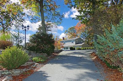 25 Roxbury Court, House other with 3 bedrooms, 1 bathrooms and null parking in East Lyme CT | Image 2