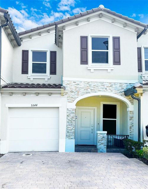 1-5544 Nw 27th Pl, Lauderhill, FL, 33313-3017 | Card Image